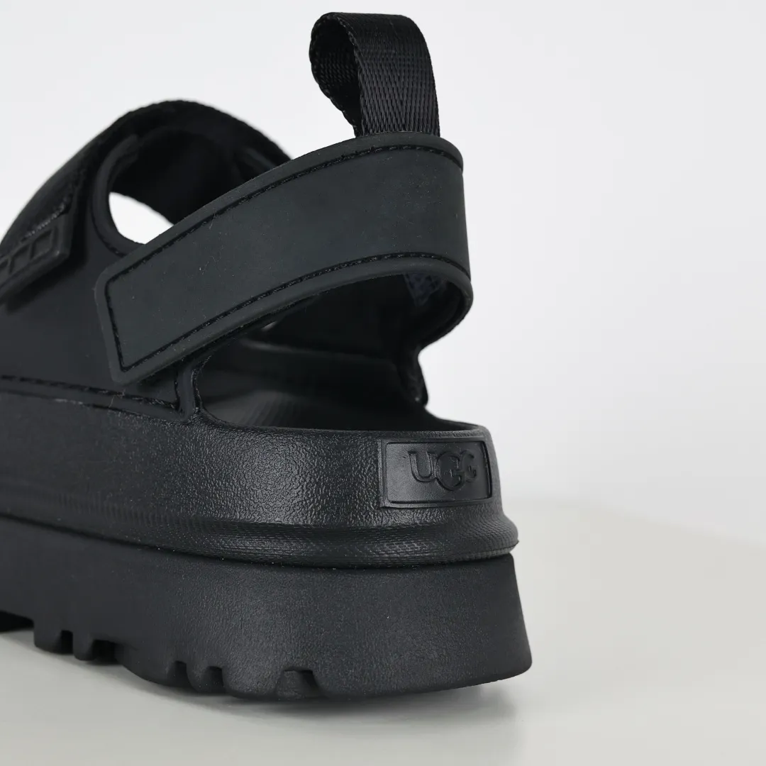 Copy price 💰560 Core recommendation Good price UGG Velcro slippers sandals summer versatile slippers soft sole non-slip beach thick sole casual elegant sandals The style of UGG sandals is really nice. It is suitable for all ages. The soles are made of super lightweight EVA foam. The classic material of U family can be said to be "light" to let you enjoy a different naked feeling. It is one of the most worth buying sandals in history. I guarantee you will not regret the series. Original OEM production Y products are available now. Size: 35 36 37 38 39 40